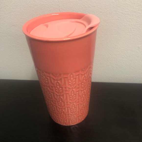 Embossed Pattern 10 oz. Travel Mug Cup Peach ceramic mug with lid - Picture 2 of 5